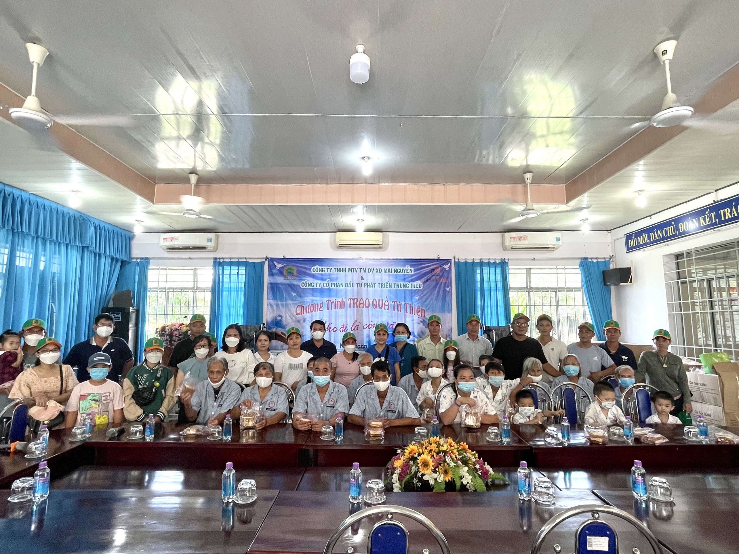 "Cho Đi Là Còn Mãi" Chuyến đi thăm tại Trung tâm bảo trợ tỉnh Khánh Hòa